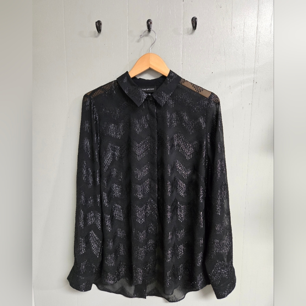 Lane Bryant Size 14/16 Black Sheer Metallic Button-Up Blouse Chevron